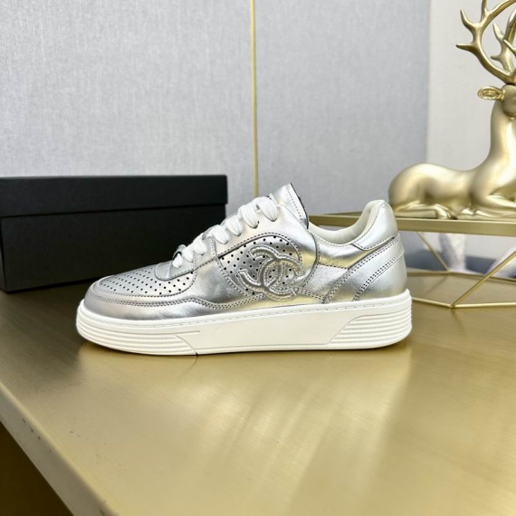 Chanel Low Shoes 109172