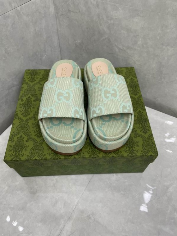 Gucci Sandals 115226