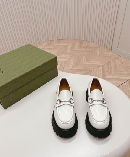 Gucci Casual Shoes 116368