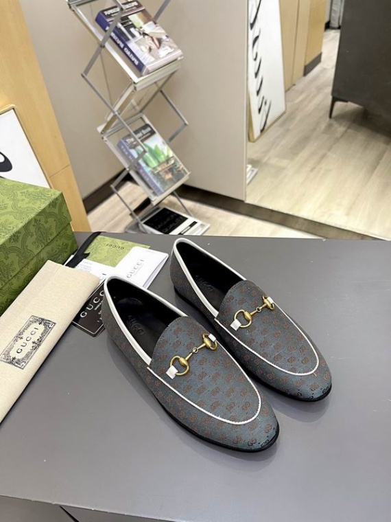 Gucci Casual Shoes 116373
