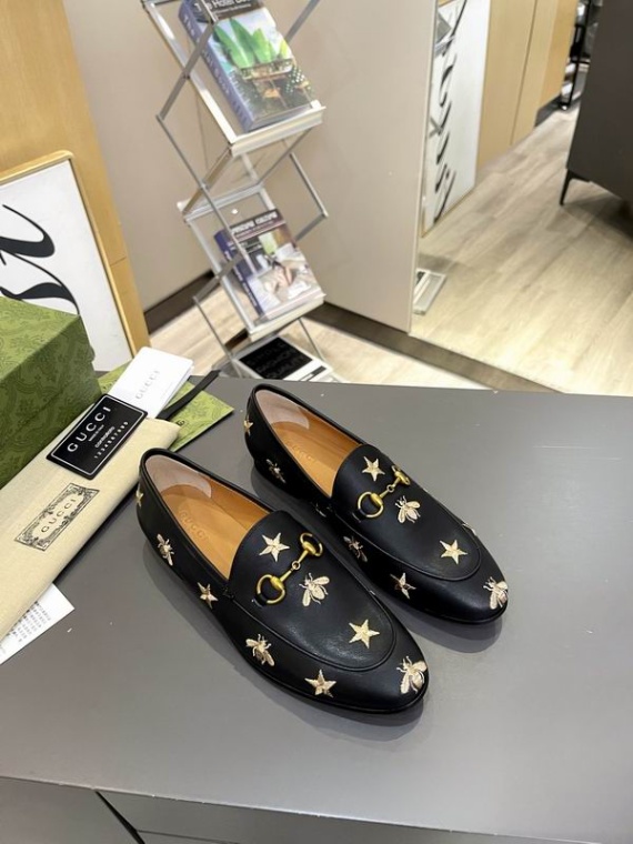 Gucci Casual Shoes 116376