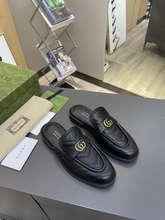 Gucci Sandals 116382