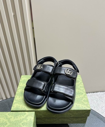 Gucci Sandals 116790
