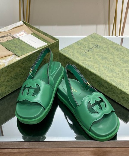 Gucci Sandals 117510