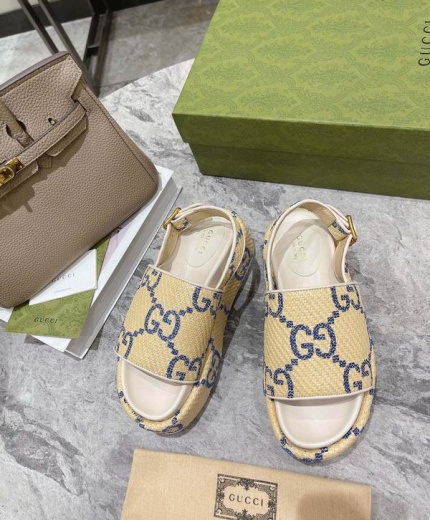 Gucci Sandals 118276