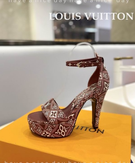 LV Heels 122082