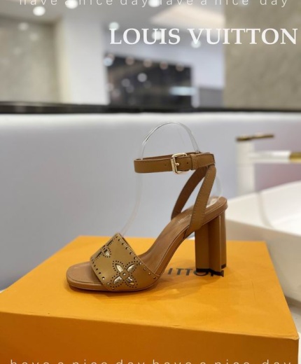 LV Heels 122084