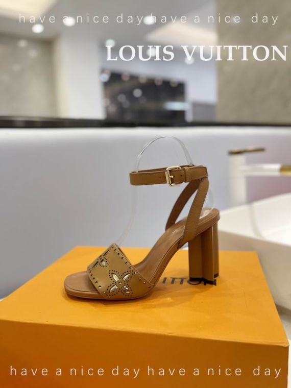 LV Heels 122084