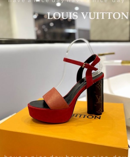 LV Heels 122085