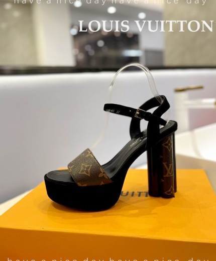 LV Heels 122086