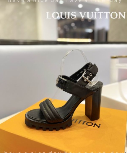 LV Heels 122092