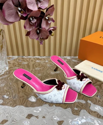 LV Heels 124598