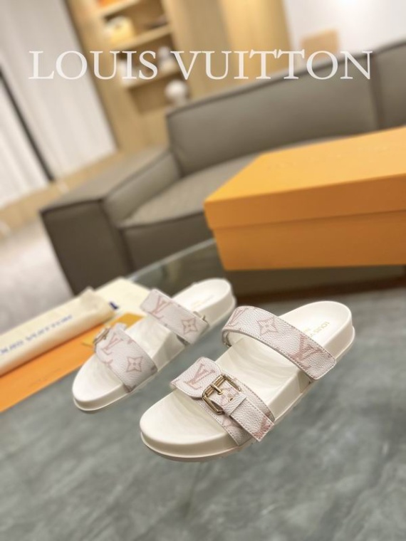 LV Slippers-Sandals 124615