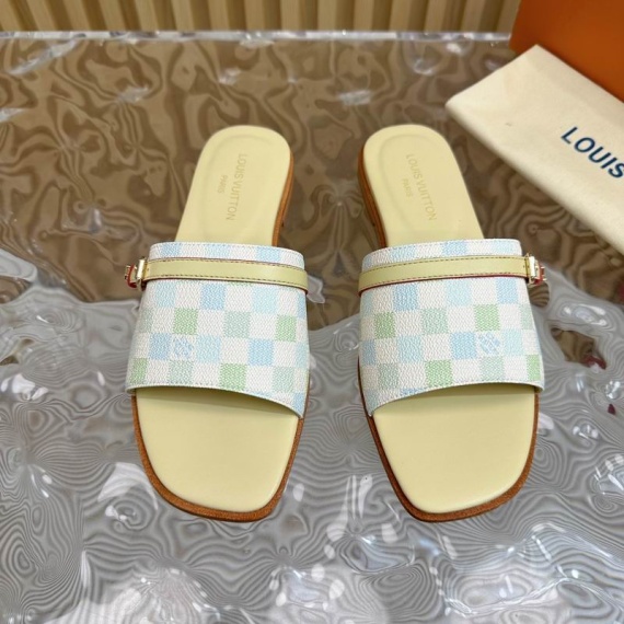 LV Slippers-Sandals 124619