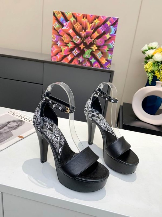 LV Heels 125234