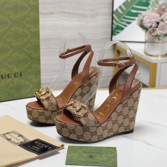 Gucci Casual Heels 127006