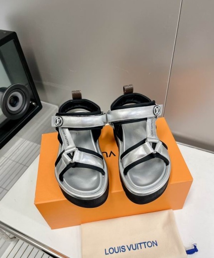 LV Slippers-Sandals 128297