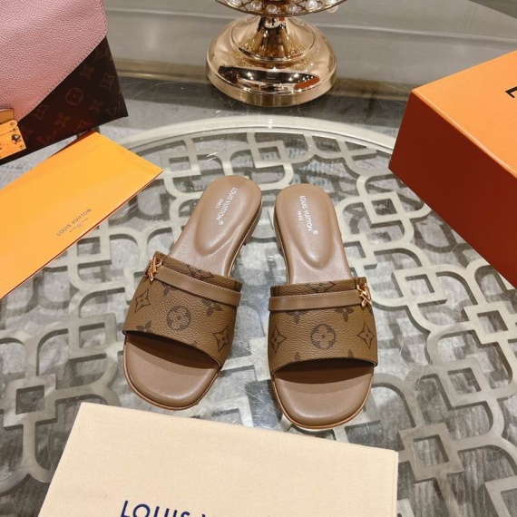 LV Slippers-Sandals 128305