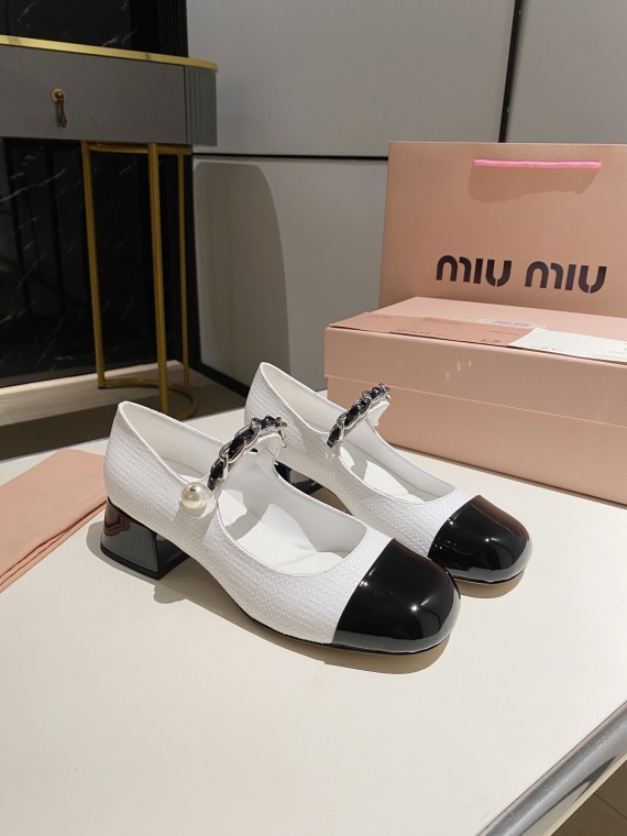 Miu Miu Shoes 130591