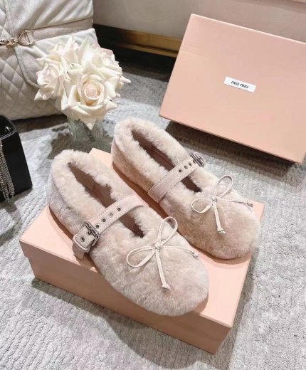 Miu Miu Shoes 132295