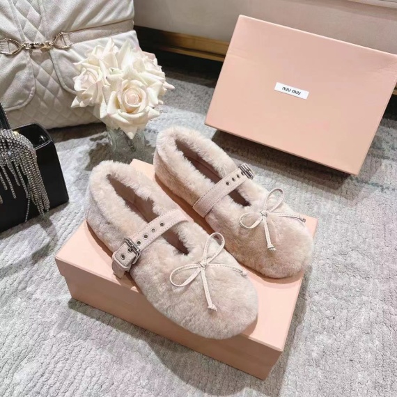 Miu Miu Shoes 132295