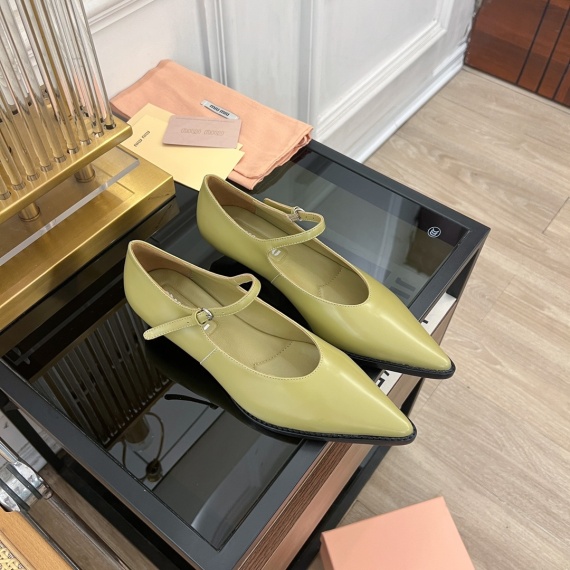 Miu Miu Shoes 132303
