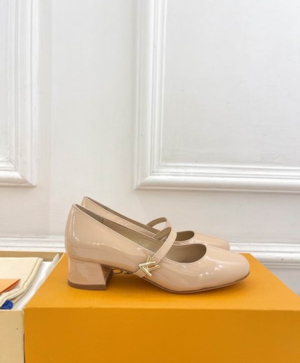 LV Heels 132337