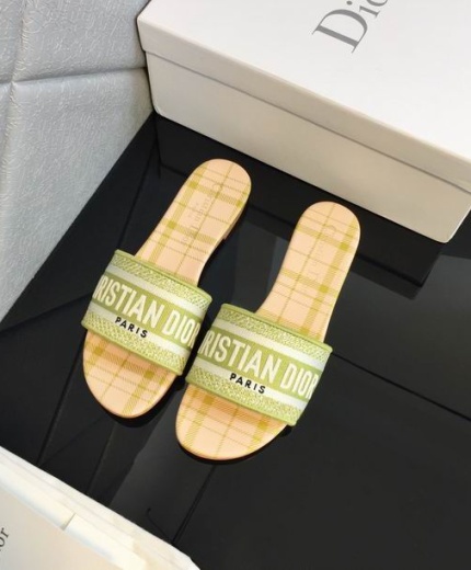 Dior Slippers 135179