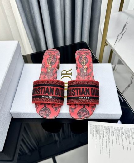 Dior Slippers 135195