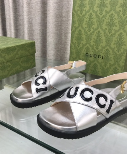 Gucci Sandals 138031
