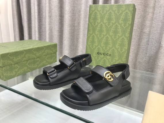 Gucci Sandals 138032