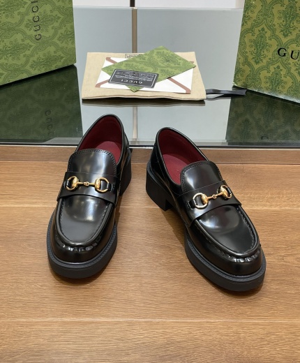 Gucci Casual Shoes 138046