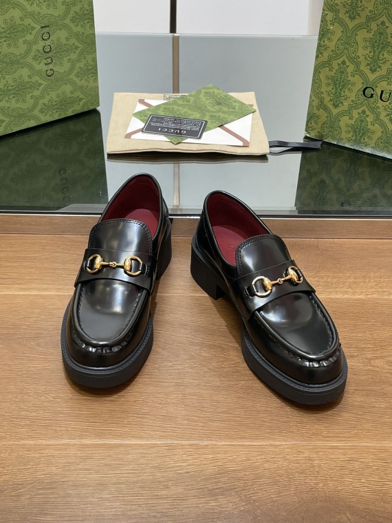 Gucci Casual Shoes 138046