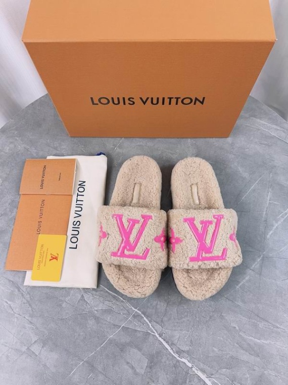 LV Slippers-Sandals 138943