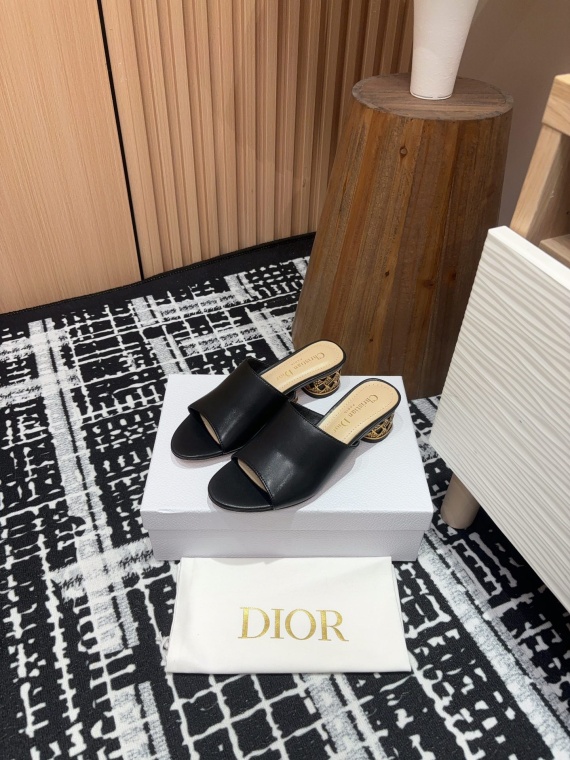 Dior Slippers 140398