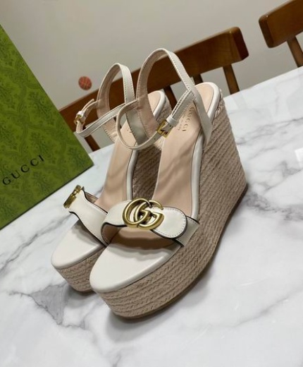 Gucci Casual Heels 140561
