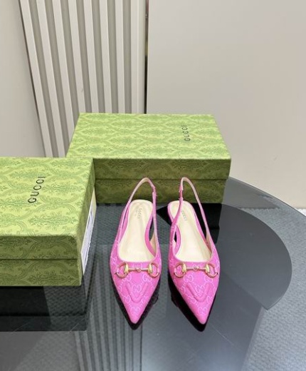 Gucci Sandals 140993