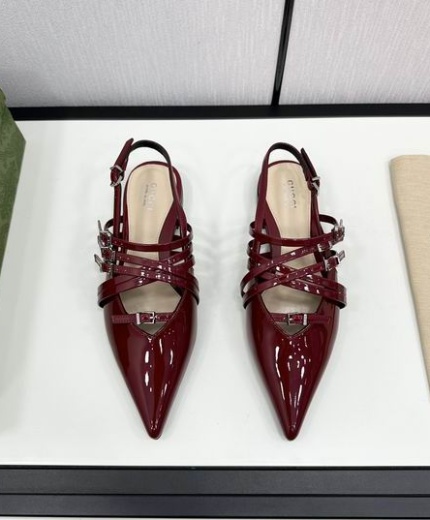 Gucci Sandals 141011