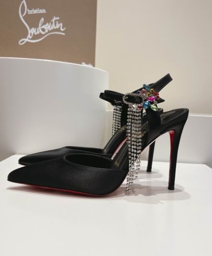 Christian Louboutin 141453