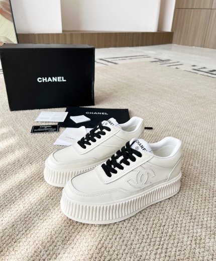 Chanel Low Shoes 142898