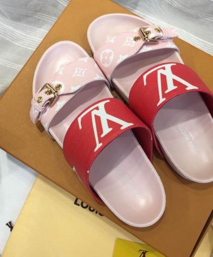 LV Slippers-Sandals 1823466