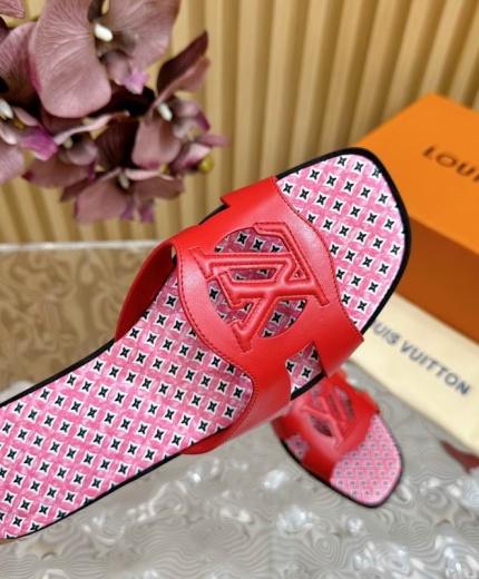 LV Slippers-Sandals 1871716