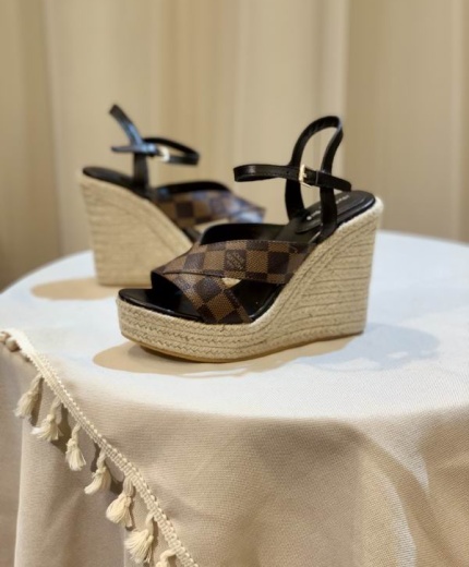 LV Heels 1973016