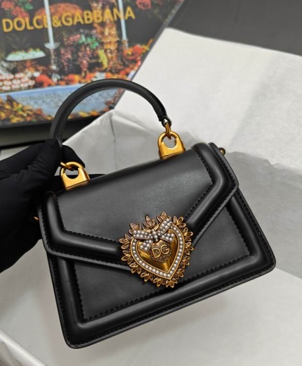 D&G Bag 121802