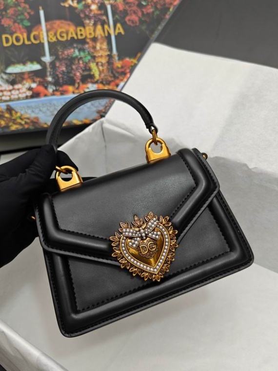 D&G Bag 121802