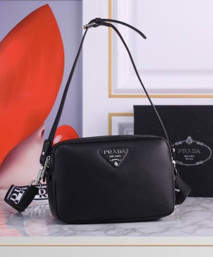 Prada Bag 1BD082