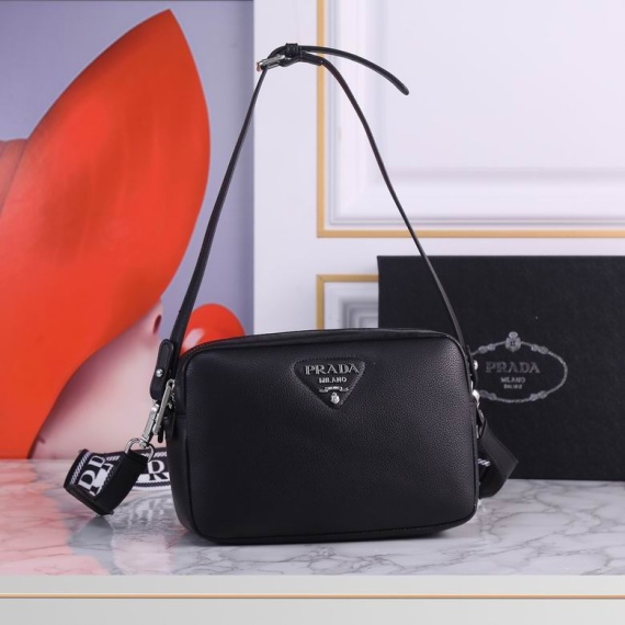 Prada Bag 1BD082