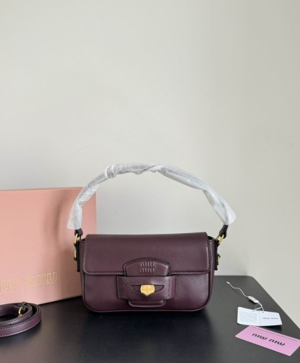 Miu Miu 112906