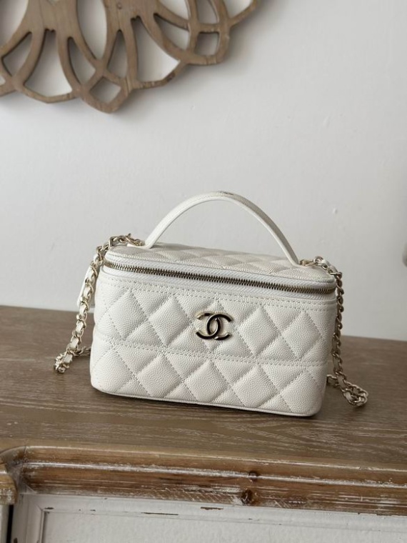 Chanel Bag 66022 - Image 4