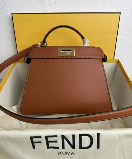 Fendi Bag 8019